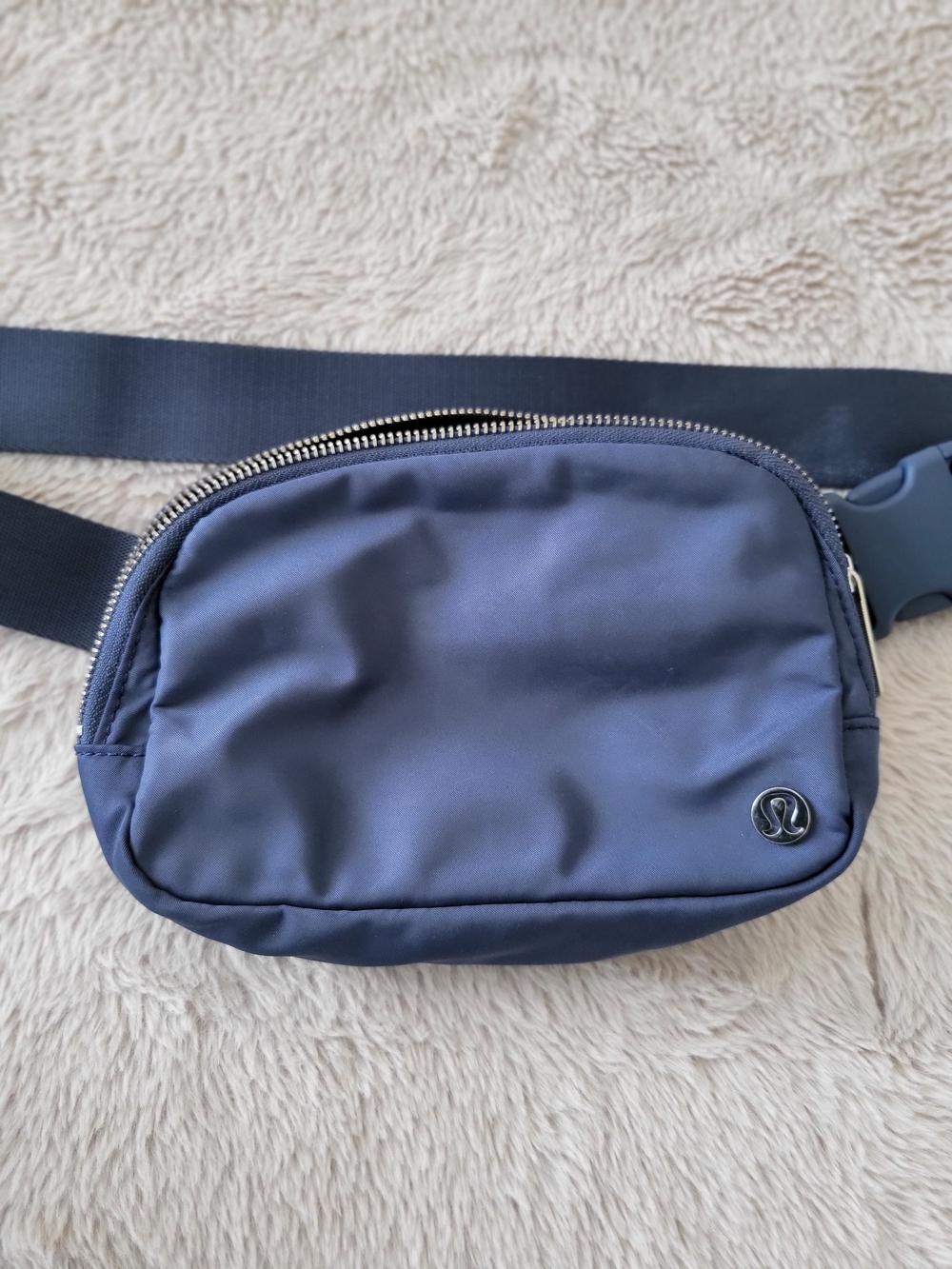 lululemon athletica Navy Blue Everywhere Belt Bag